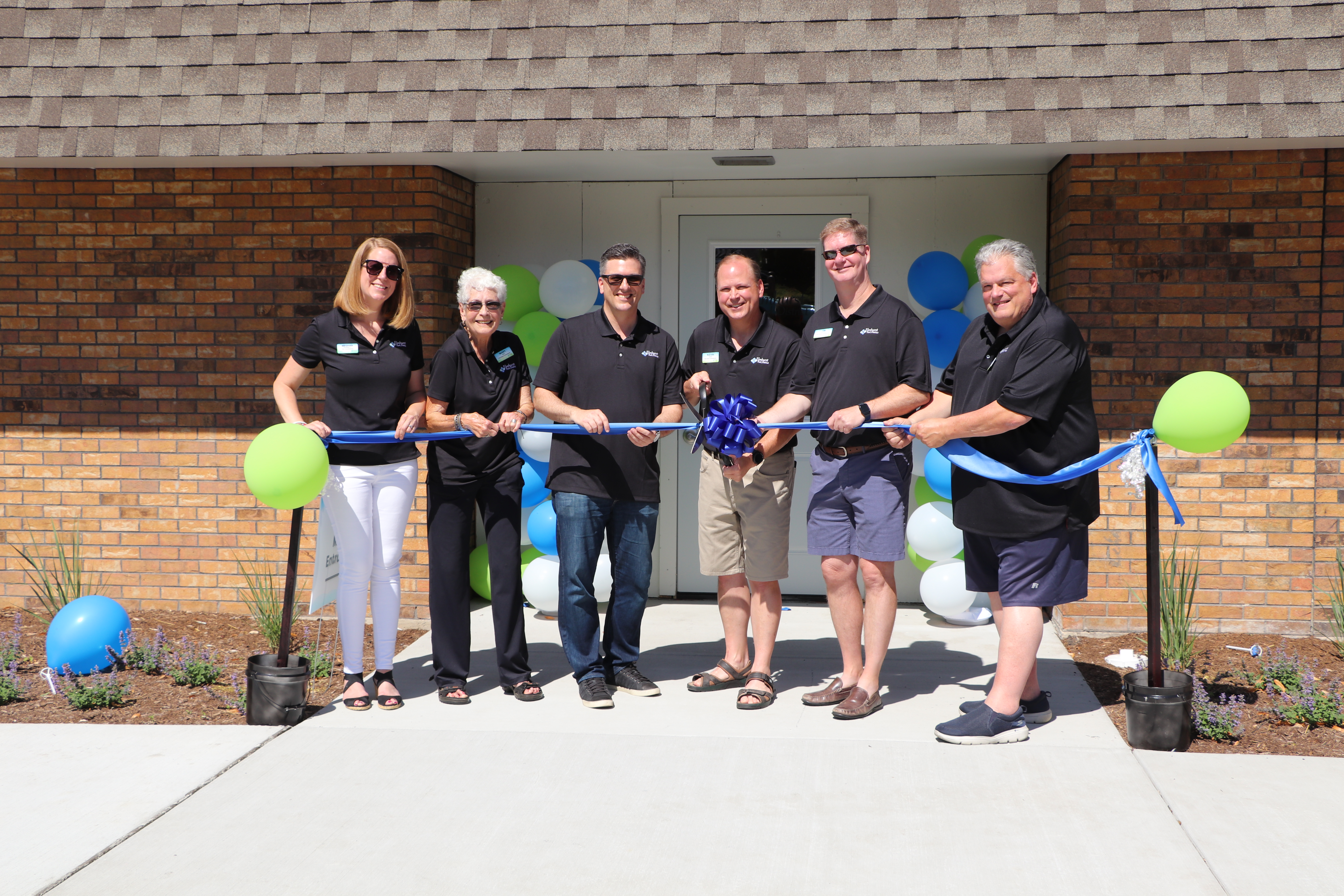 ribbon cutting