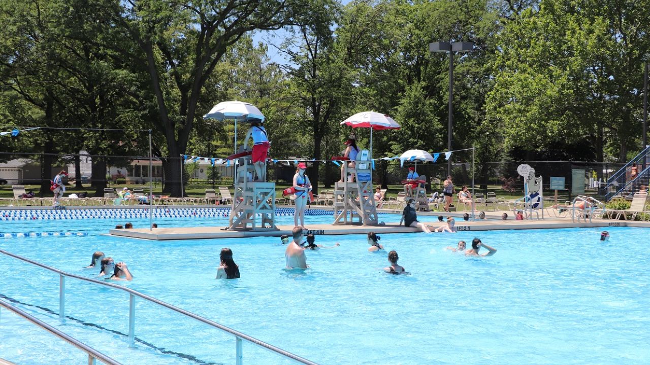 East End Pool, Elmhurst, IL