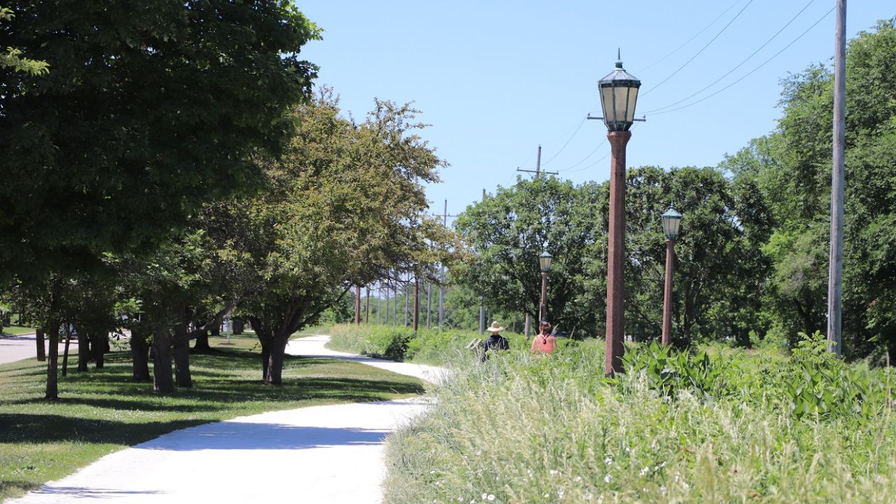 Illinois Prairie Path