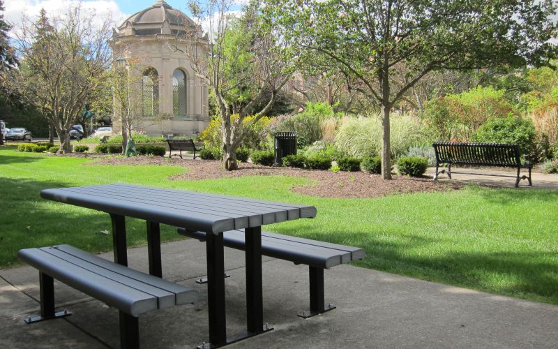 Glos Memorial Park