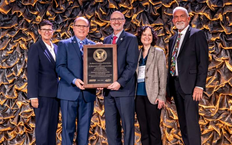 Park District formally recognized as Illinois Distinguished Accredited Agency at state conference 